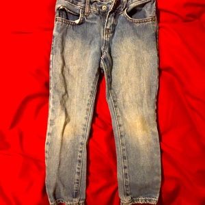 Childrens place boy skinny jeans. Never worn!